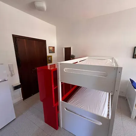 Aparthotel Casa Pineta 3*